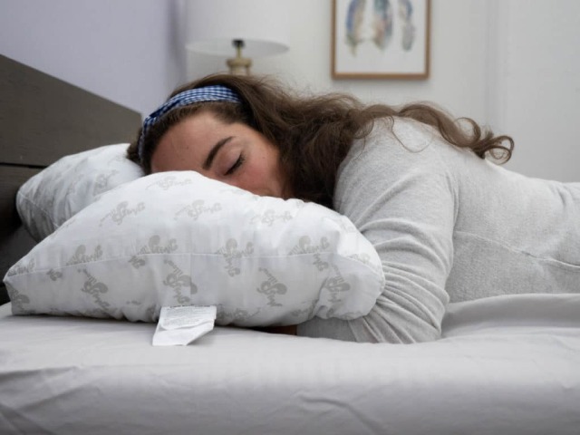 Comment choisir un oreiller pour dormir dans le latex, le bambou, l'orthopédie? Comment choisir un oreiller pendant la grossesse, avec une ostéochondose cervicale, pour dormir sur le ventre?