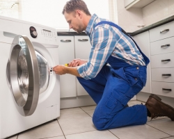 Pourquoi la machine à laver ne gagne pas d'eau: des causes qui ne sont pas liées aux pannes pendant les pannes. Que faire si la machine à laver ne gagne pas d'eau et ne buet pas: l'instruction pour éliminer la raison
