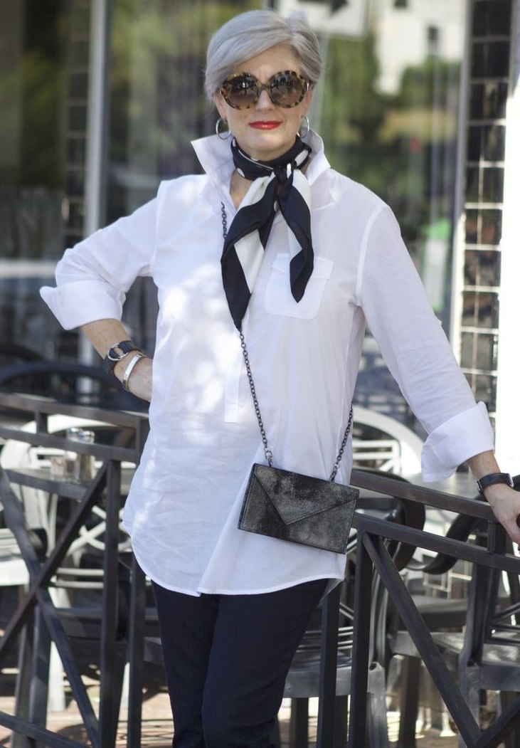 Black and white style for women after 50 years