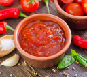 Do you need to add vegetable oil to the home ketchup: recipes of delicious ketchup