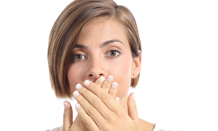 Nepotrebne bolezni: bolečine in neprijeten vonj iz ust