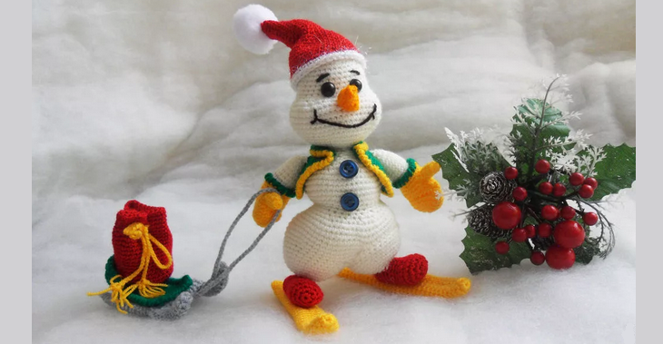 Вязанный новогодний снеговик своими руками