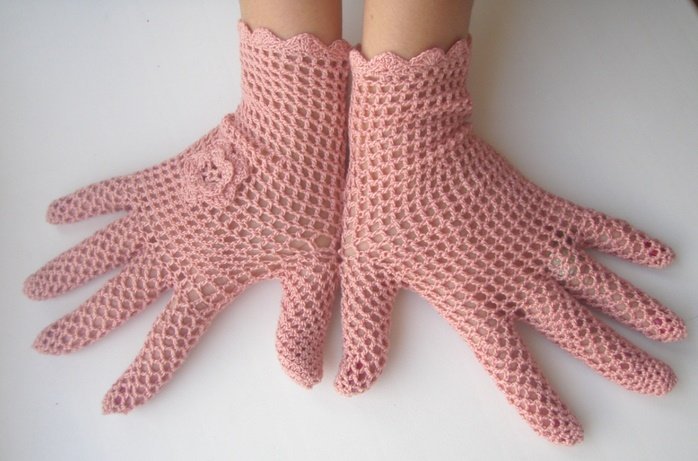 Crochet children's gloves