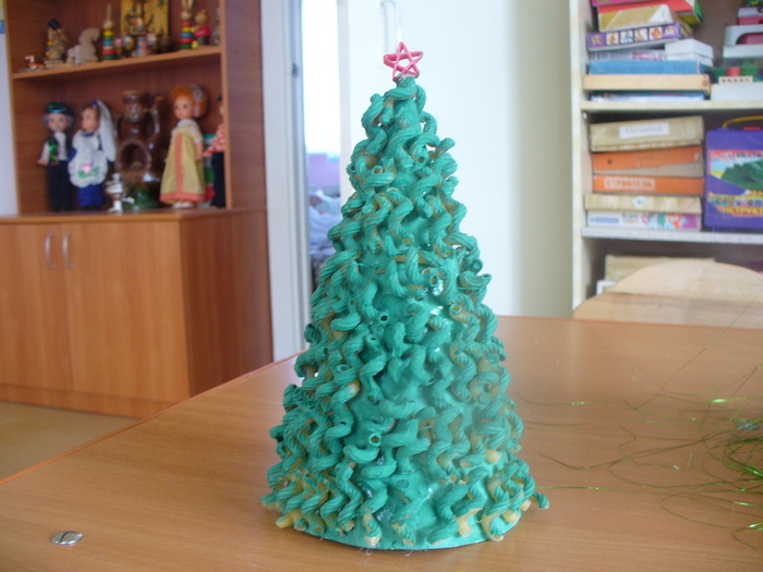 Do -it -yourself Christmas trees