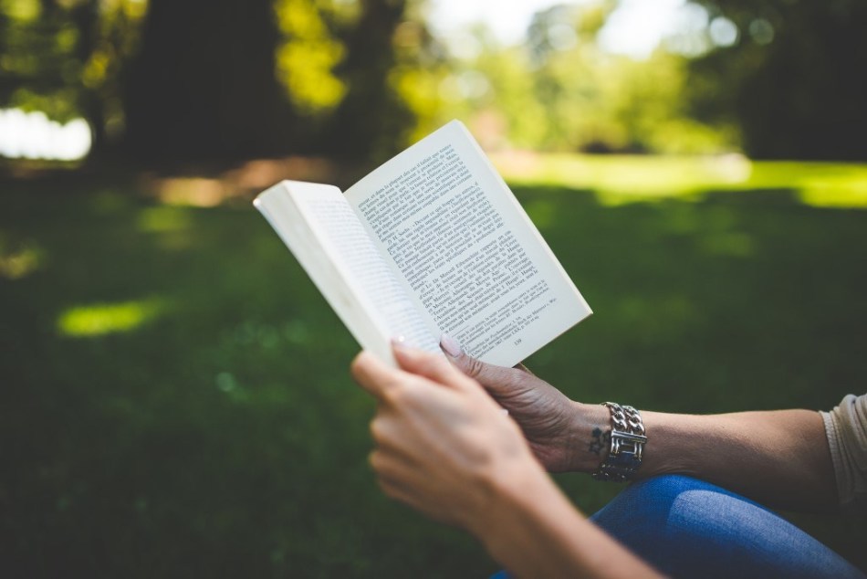 How much can you form a habit of reading?