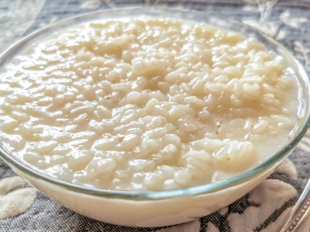 Что приготовить из остатков рисовой молочной каши?