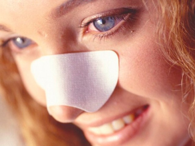 Cleansing strips for the nose: myths and facts. Do strips of black dots help: correct application, photo before and after, the name of the best strips, reviews