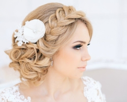 Greek braid - weaving on medium, long and short hair, side by side, from curls: step -by -step instructions, photos, videos. Wedding hairstyle Greek braid: Best Ideas, photos