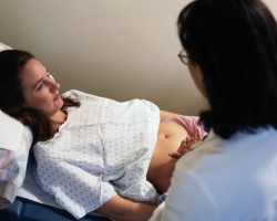 Πώς να προσδιορίσετε μια έκτοπη εγκυμοσύνη, για ποια περίοδο; Πόσο καιρό ξέσπασε ο σωλήνας;