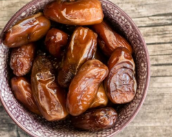 Китайські дати Унабі (Zizifus) - корисні властивості, вміст калорій, як вирощувати на середній смузі і що з неї готувати?