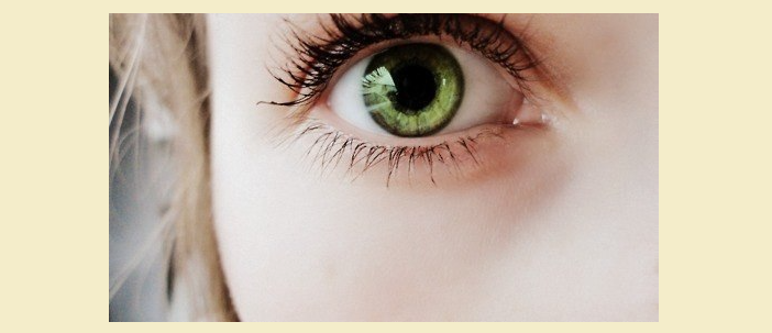 Оттенок зеленого цвета глаз