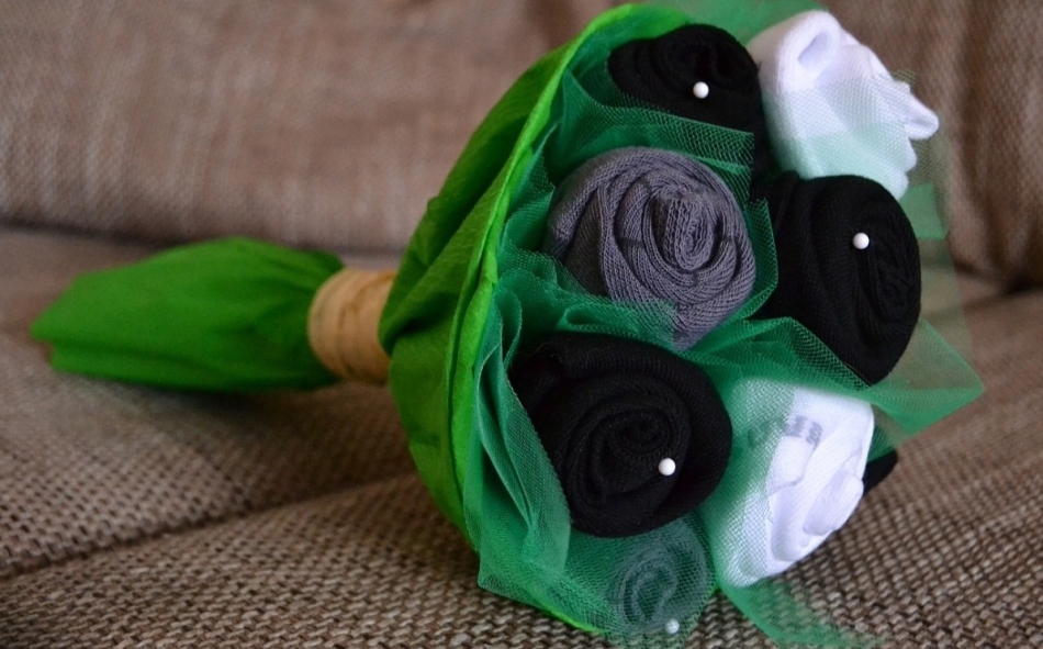 Small sock bouquet decorated with beads