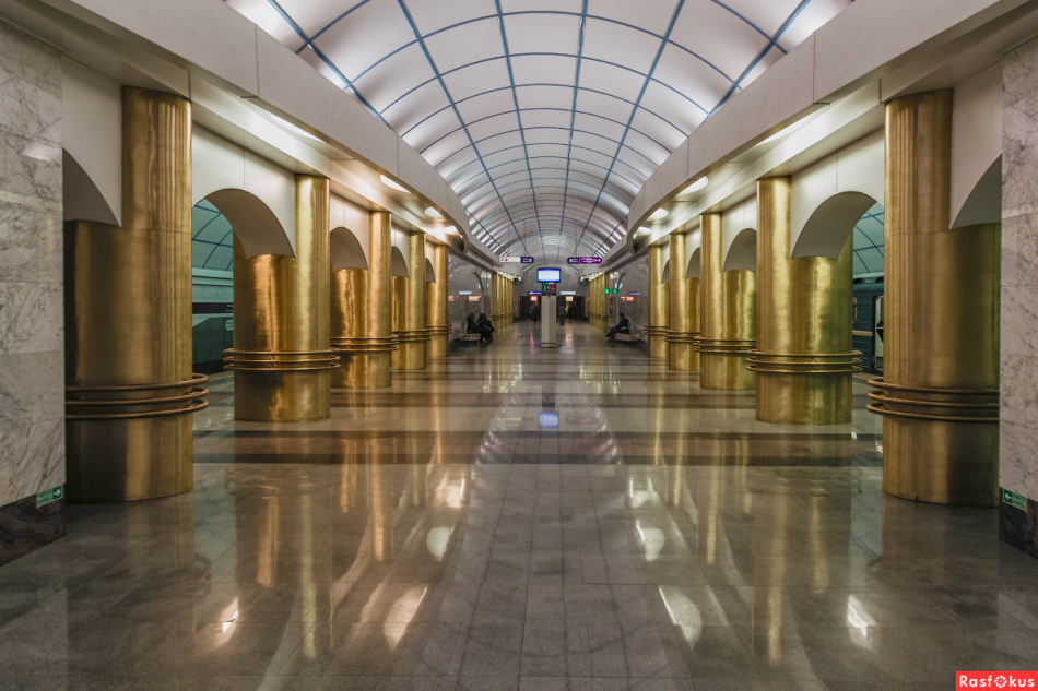 Станция метро с-петербурга
