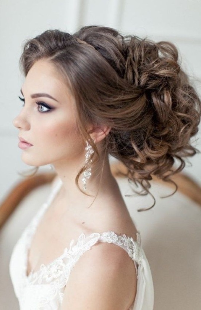 For a wedding beam, you can use overhead curls