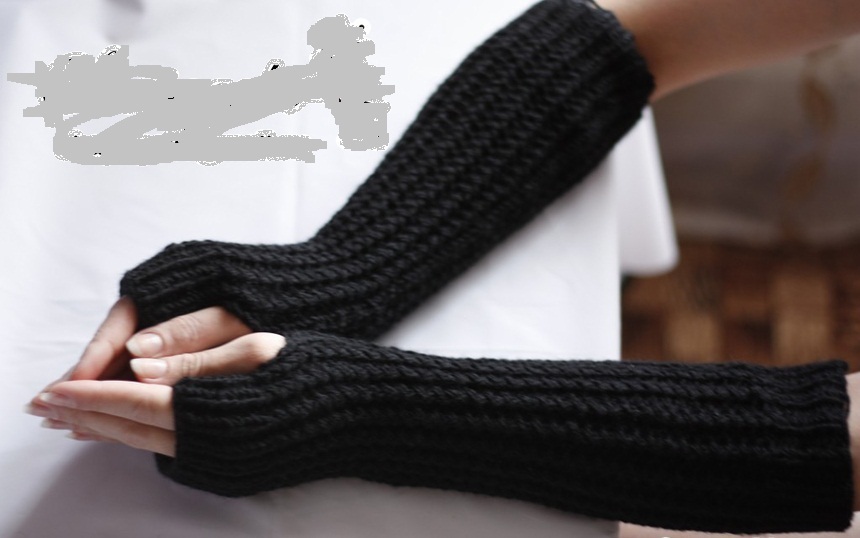 Ready -made long hair gloves with knitting needles, example 1