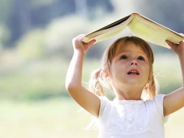 Pourquoi un enfant ne se souvient-il pas de la poésie ou ne se souvient pas mal - les raisons que faire: les recommandations d'un spécialiste