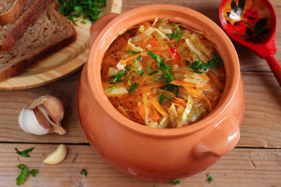 Fresh cabbage cabbage soup
