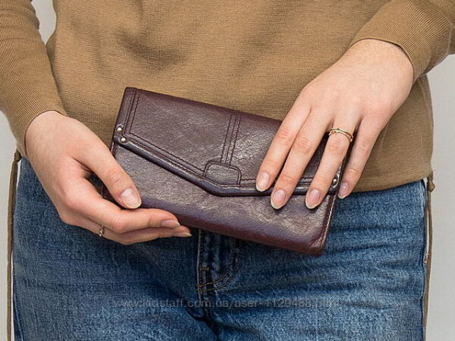 Ali lahko kupim denarnico iz vaših rok? Kako očistiti rabljeno denarnico iz energije nekoga drugega? Pravila za pridobitev denarnice