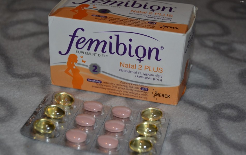Le médicament avec des oméga - 3 pour les femmes enceintes: Fémibion.