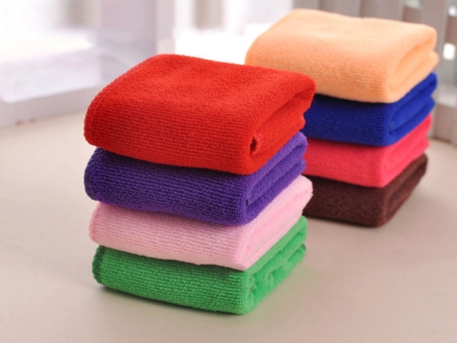 What kind of microfiber material: composition, tissue properties, advantages and disadvantages