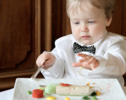 Makanan anak berusia 9 bulan. Apa yang bisa dilakukan seorang anak di 9 bulan?