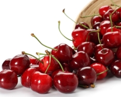 Est-il possible des cerises enceintes? Quelles sont les cerises utiles pour les femmes enceintes?