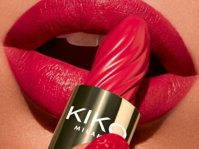 50 nuansa lipstik merah: Bagaimana menemukan warna Anda?