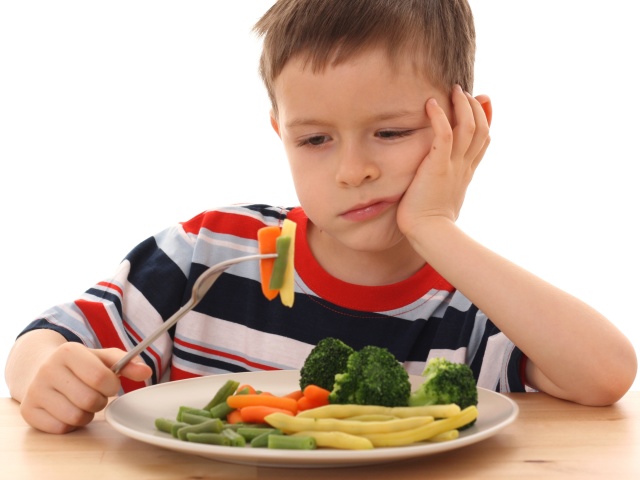 Kaj storiti, če otrok slabo poje? Otrok ima slab apetit: kako odpraviti situacijo?