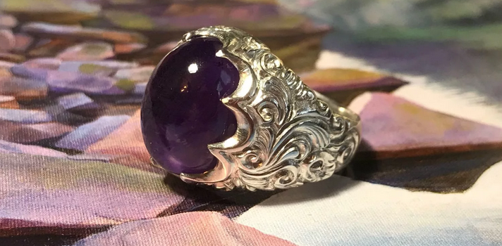 Men's ring with amethyst