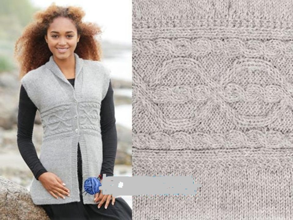 Knitted Women's Vest and increased pattern on the canvas