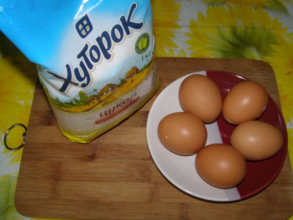 Cream eggs and sugar