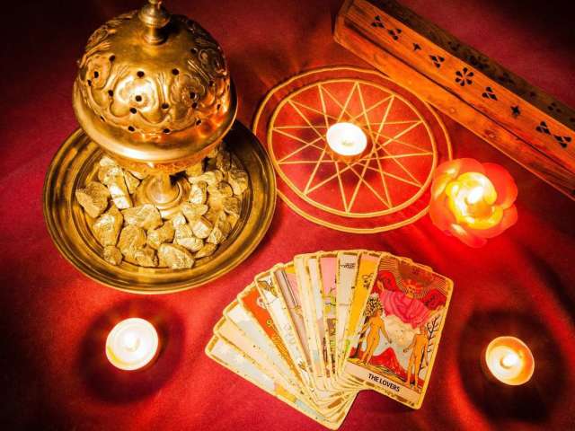 Simoron rituals are very effective for love, desire, money, work. Simoron Rituals: Instructions, reviews