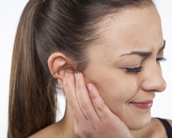 Kaj storiti, če je bilo razstreljeno uho: prva pomoč, katera kapljice so najučinkovitejše?