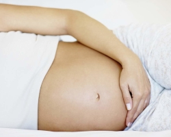 Kesemutan di perut bagian bawah selama kehamilan pada tahap awal dan selanjutnya: penyebab. Berkembang biak di dada dan puting selama kehamilan, menyusui dan setelah makan: penyebab