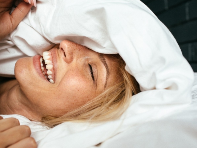 Сколько нужно спать взрослому человеку: нормы сна. Почему регулярный сон так важен для здоровья?