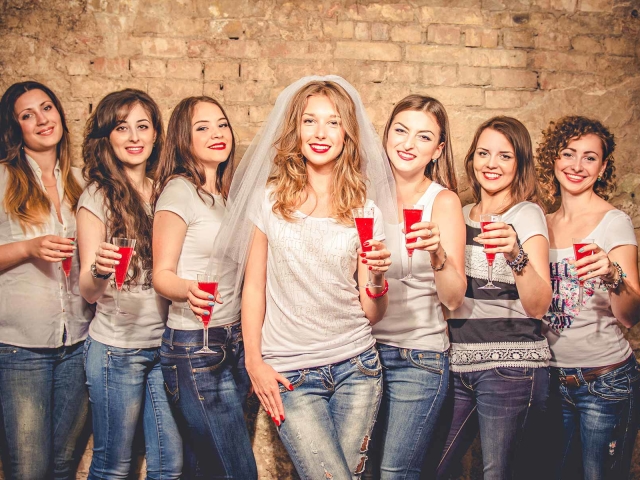 Toasts on the bachelorette party in their own words - cool, bride, girlfriend, sister