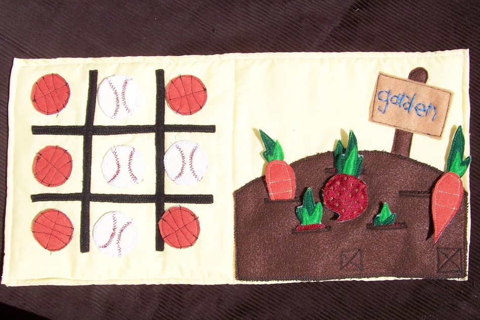 DIY Baby Book for kindergarten from fabric: garden and score