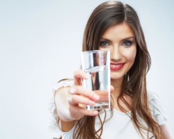 Dieta sull'acqua per i pigri. Menu dimagrante per una settimana, complesso di vitamina