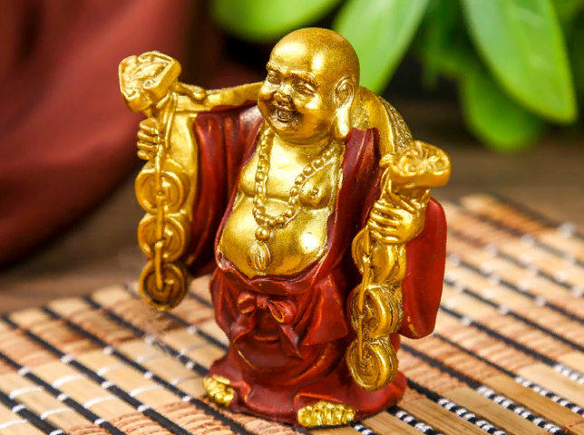 Talisman God Hothee sur Feng Shui: Le sens où mettre à la maison, comment activer, comment gérer une statuette pour que les désirs se réalisent?