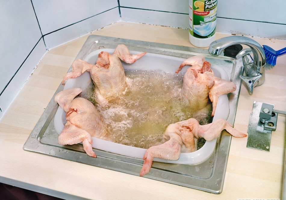 Размораживание курицы в воде