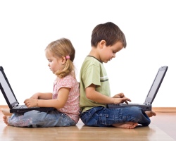 Hur man bestämmer internetberoende hos barn och ungdomar, på telefon och dator: tecken, test. Hur man blir av med spel, dator, telefon, internetberoende hos barn och ungdomar: behandling