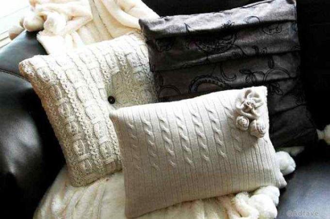 Sweaters pillows