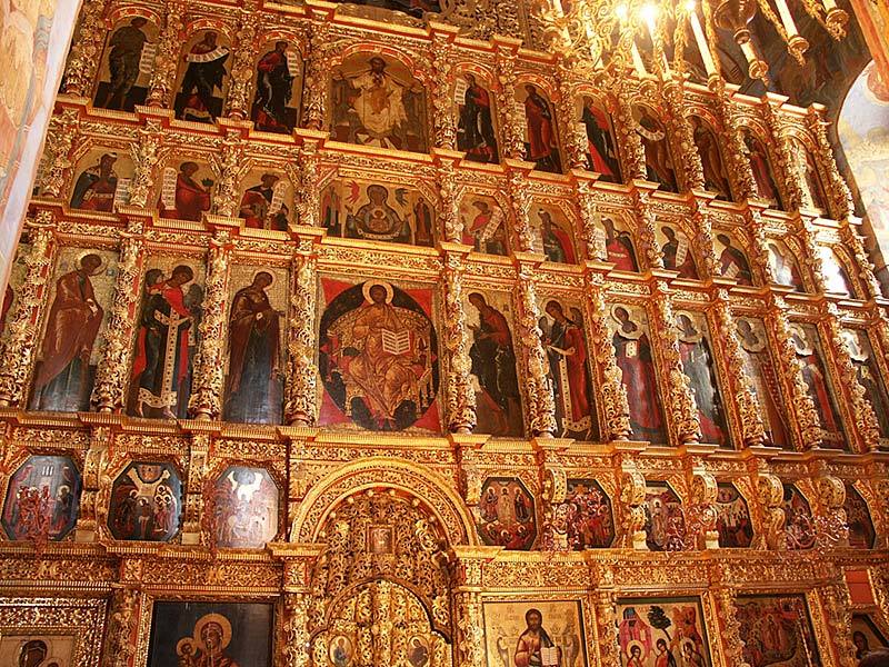 Η εικονοστροφή της Μονής της Τριάδας της Μονής της Αγίας Τριάδας Ipatiev.