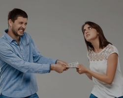 A man offers a girl to give money to him. Is it normal to give money to a man, help a man financially?
