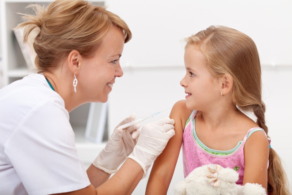 Vaksinasi flu gratis untuk anak -anak