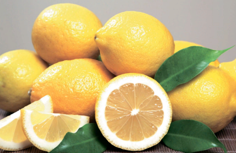 Zitronen: nützliches Produkt
