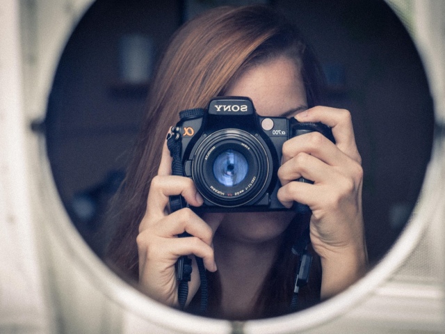 Why can't you photograph yourself in the mirror? What will happen if you take a picture in the mirror?