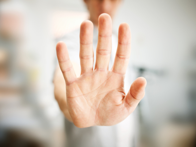 Les doigts sur les mains et le caractère d'une personne. Quels sont les doigts des hommes à propos des hommes?