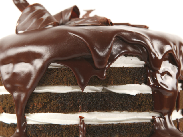 Kue cokelat selangkah demi selangkah di rumah. Resep kue coklat dengan ceri, kacang -kacangan, kue pancake, makanan mentah