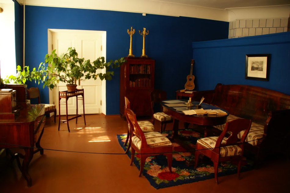 Еще один вид изнутри квартиры-музея достоевского